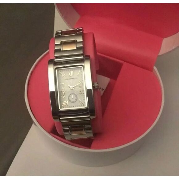 BNIB~Ladies' Isaac Mizrahi Live Two Tone Expansion Watch~Boxed - Picture 2 of 9